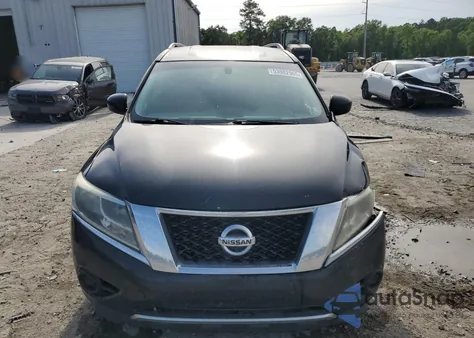 2016 Nissan Pathfinder S z USA, uszkodzony, nr VIN 5N1AR2MN2GC615178